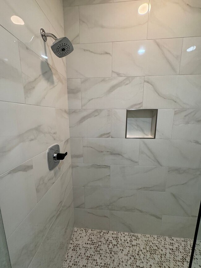 Building Photo - Be the first to live in this 3 bed/3.5 bath home across from Meharry Medical- great location with...