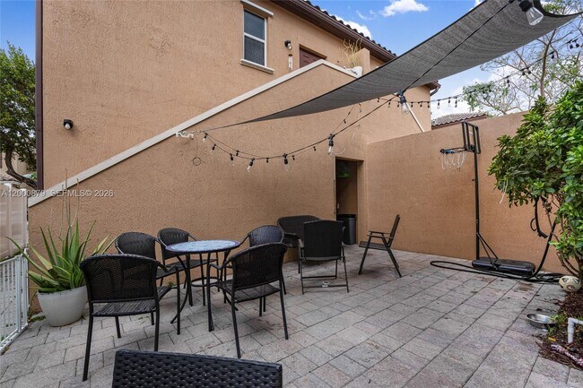 Building Photo - 9341 SW 171st Ct