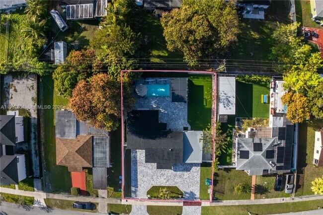 Building Photo - 10050 SW 171st St