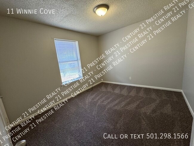 Building Photo - 11 Winnie Cove