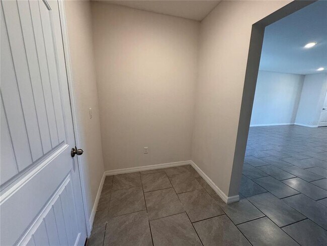 Building Photo - 9089 Mellow Coral St