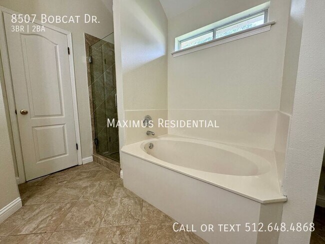 Building Photo - 8507 Bobcat Dr