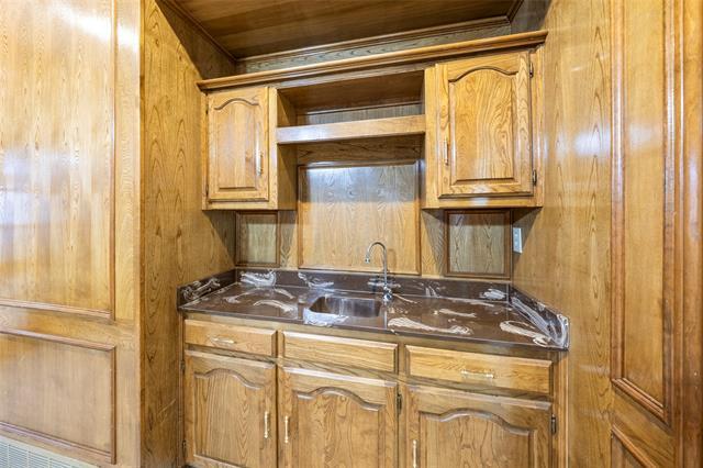 Building Photo - 1400 Sacramento Terrace