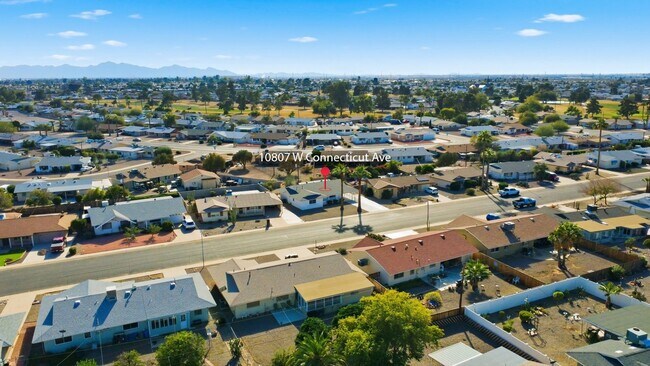 Building Photo - Comfortable 2-Bed Sun City Retreat with Vinyl Flooring & Fresh Paint