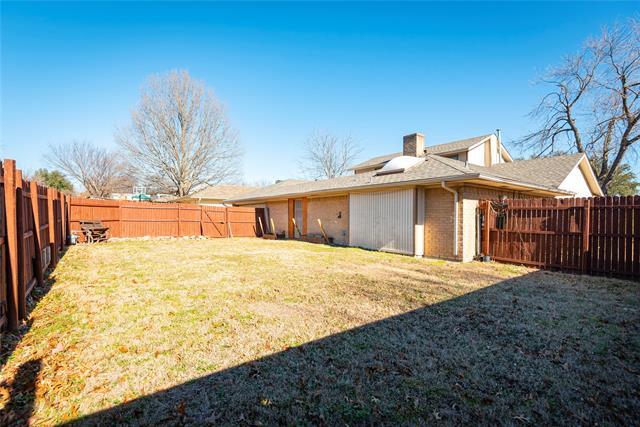 Building Photo - 3333 Sunrise Dr