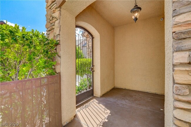 Building Photo - 9176 Worsley Park Pl