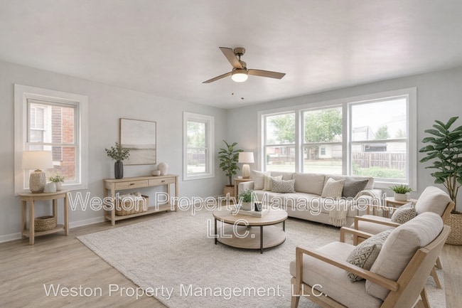 Building Photo - 711 NW 30th St