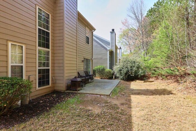 Building Photo - 3325 Ridgefair Dr