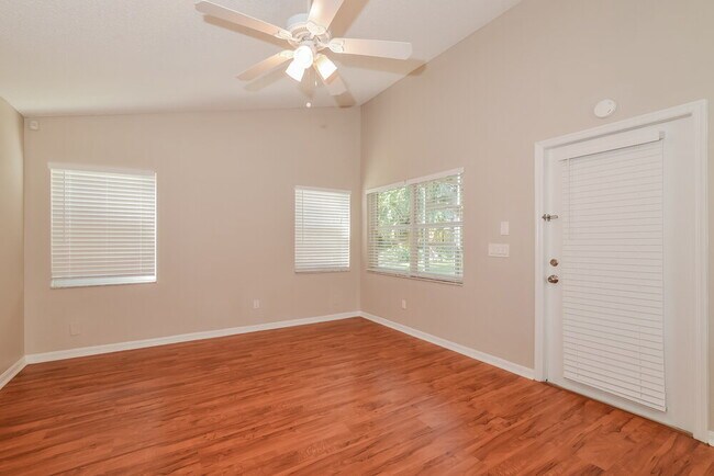 Building Photo - 2073 Nexus Ct