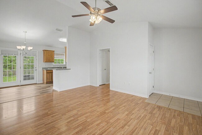 Building Photo - 11312 Jessica Dr