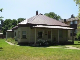 Building Photo - 700 E 5th Ave