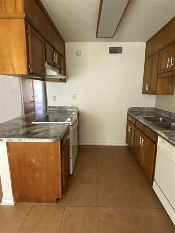 Building Photo - 136 Richard Ln