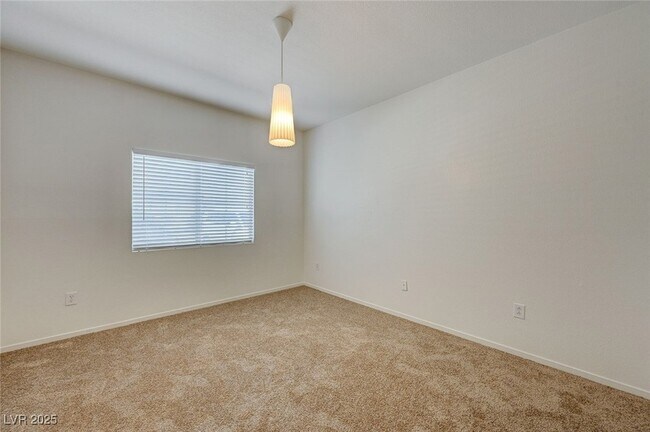Building Photo - 6160 Rumrill St
