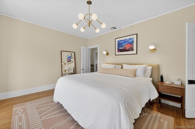 Building Photo - 22 High St