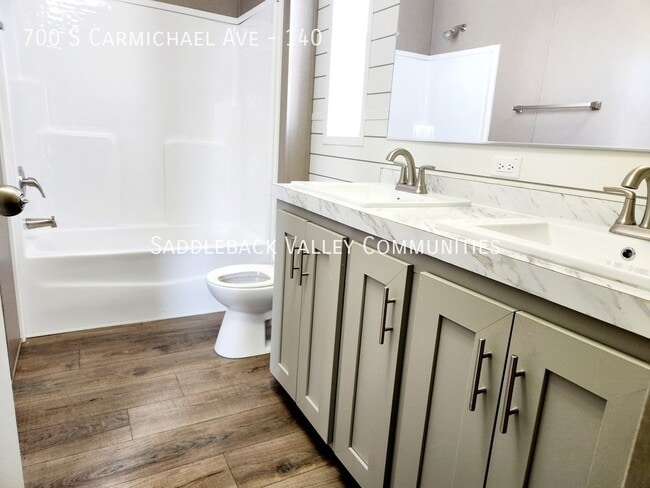 Building Photo - 700 S Carmichael Ave