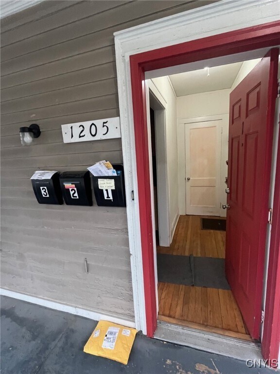 Building Photo - 1205 Madison St