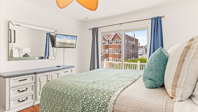 Building Photo - 27 S Oakland Ave