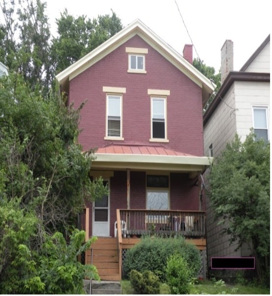 Building Photo - 2320 Victor St