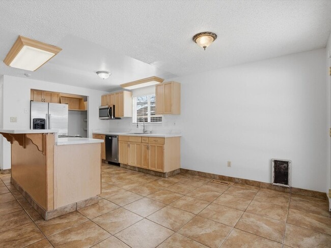 Building Photo - Upgraded Sparks Home