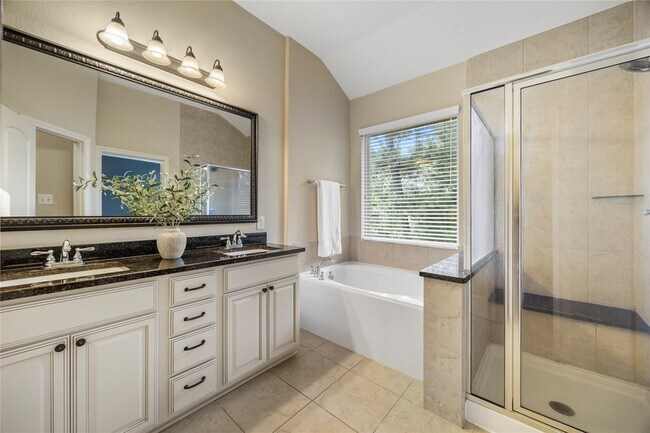Building Photo - 122 Cheswood Forest Dr