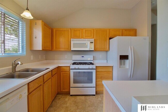 Building Photo - 2707 Mesa St