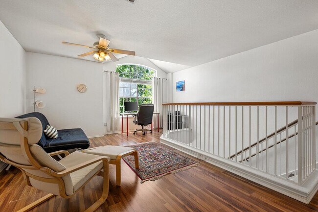 Building Photo - 13400 Rossello Dr