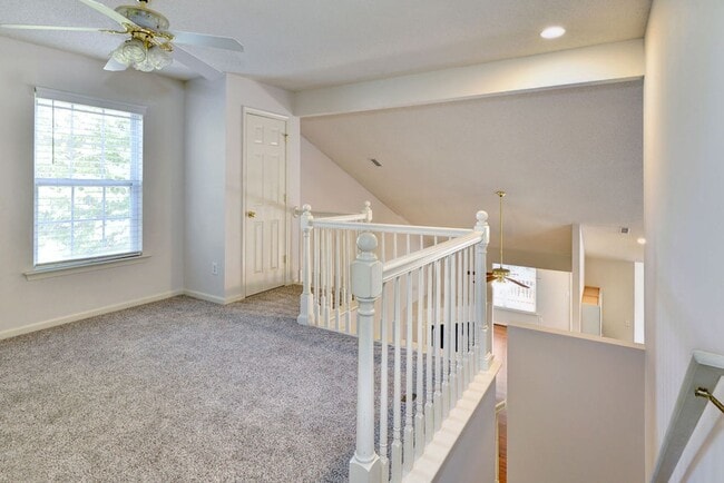 Building Photo - Peaceful Retreat in Willow Lakes