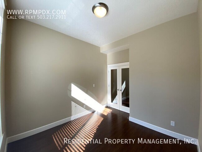 Building Photo - 9219 NW Harvest Hill Dr