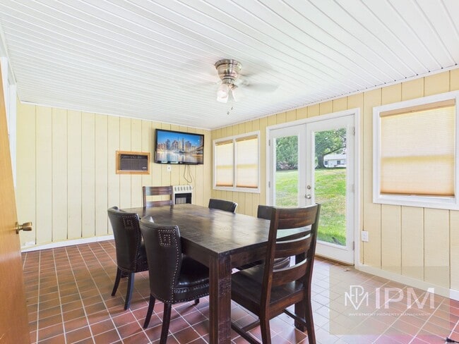 Building Photo - A home built for making memories — 4 Bedroom Home with Sunroom, Pool Table & More!