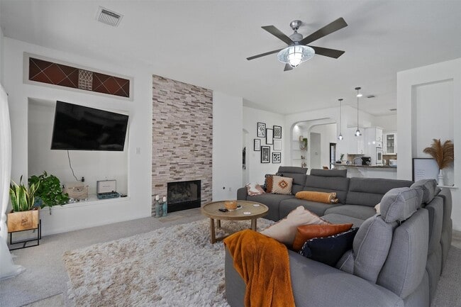 Building Photo - 1421 Redden Cove