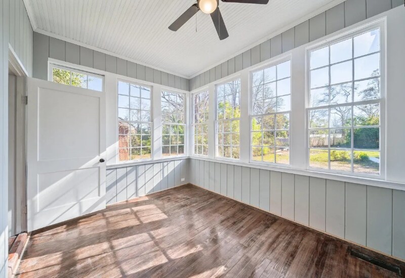 Building Photo - 1957 Broughton St