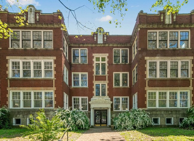 Building Photo - Amazing Washington University / Barnes Hospital Housing