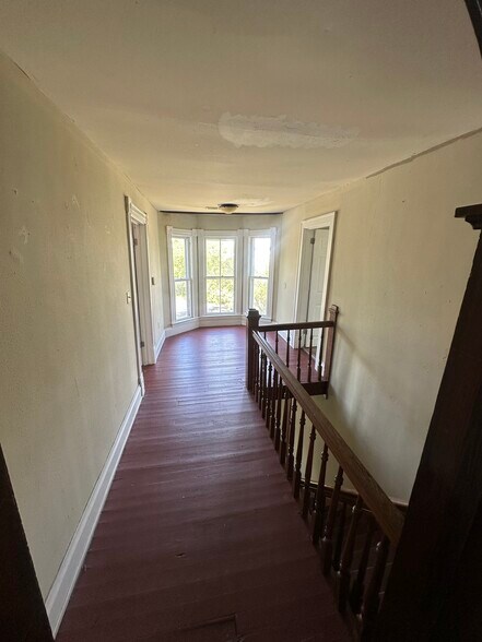 Building Photo - 10963 Dixie Hwy