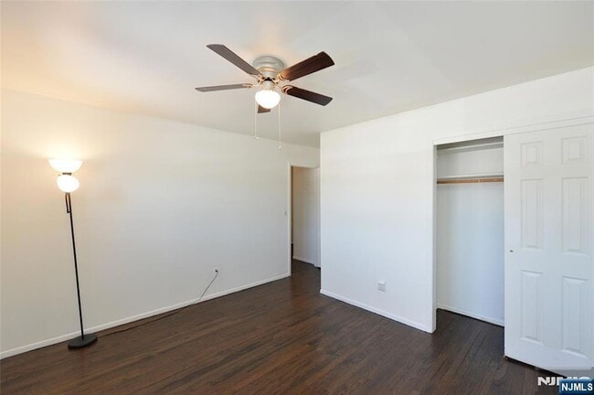 Building Photo - 52 Elizabeth St