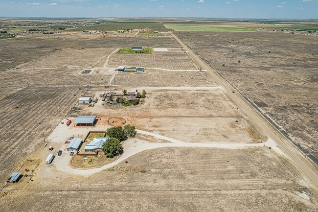 Building Photo - 182 County Rd 409-I