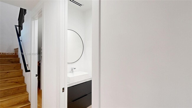 Building Photo - 353 NW 50th St