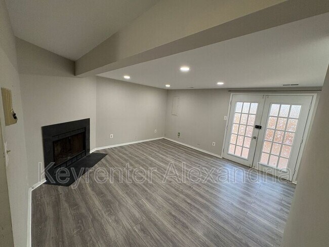 Building Photo - 5822 Bridgetown Ct