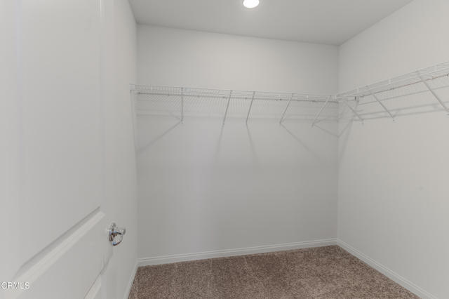 Building Photo - 354 Solares St