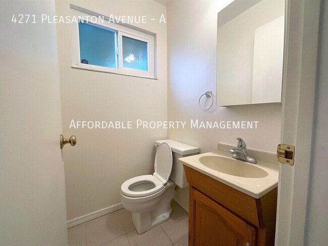 Building Photo - 4271 Pleasanton Ave