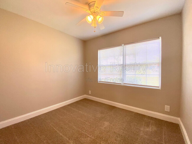 Building Photo - 311 Lake Annie Dr