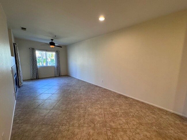 Building Photo - 1 bedroom Murrieta condo for LEASE with a ...