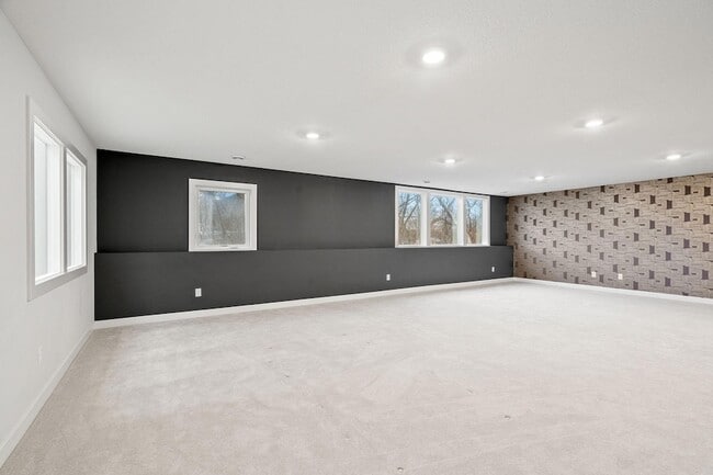 Building Photo - 18700 61st Ave N