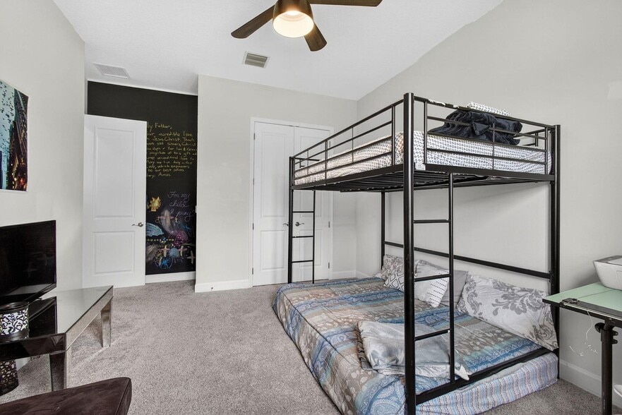Building Photo - 15953 Whippoorwill Cir
