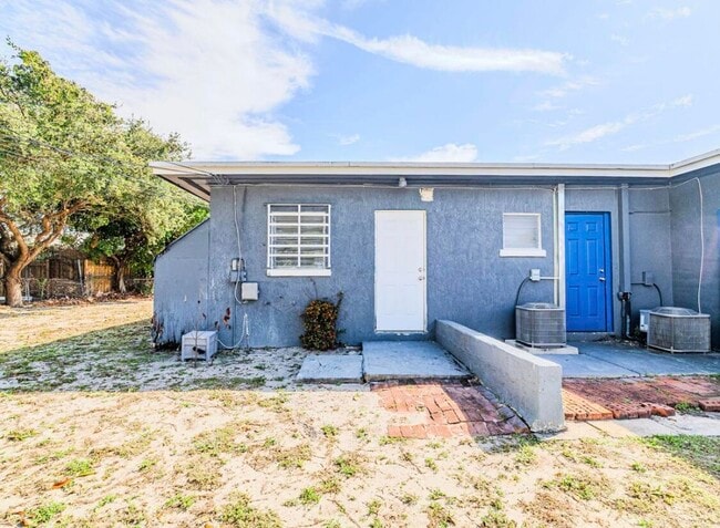 Building Photo - 112 W 34th St