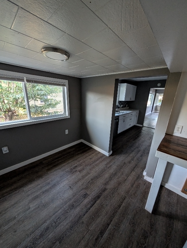 Building Photo - 354 SW 10th St