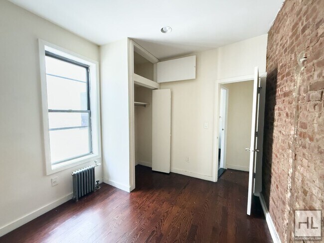 Building Photo - NOSTRAND AVENUE / Spacious 4-bed, 1-bath /...