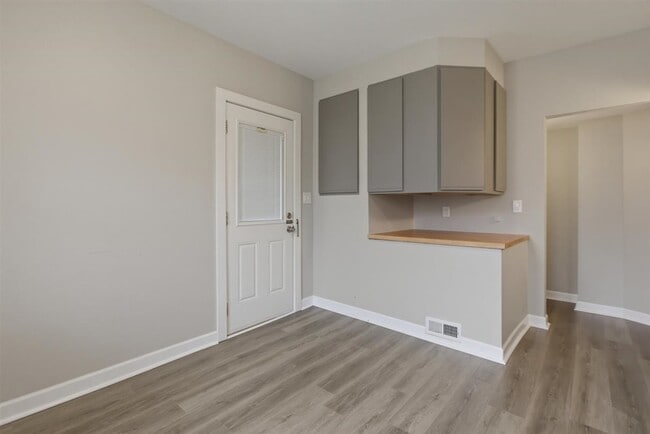 Building Photo - 3652 N Nora Ave