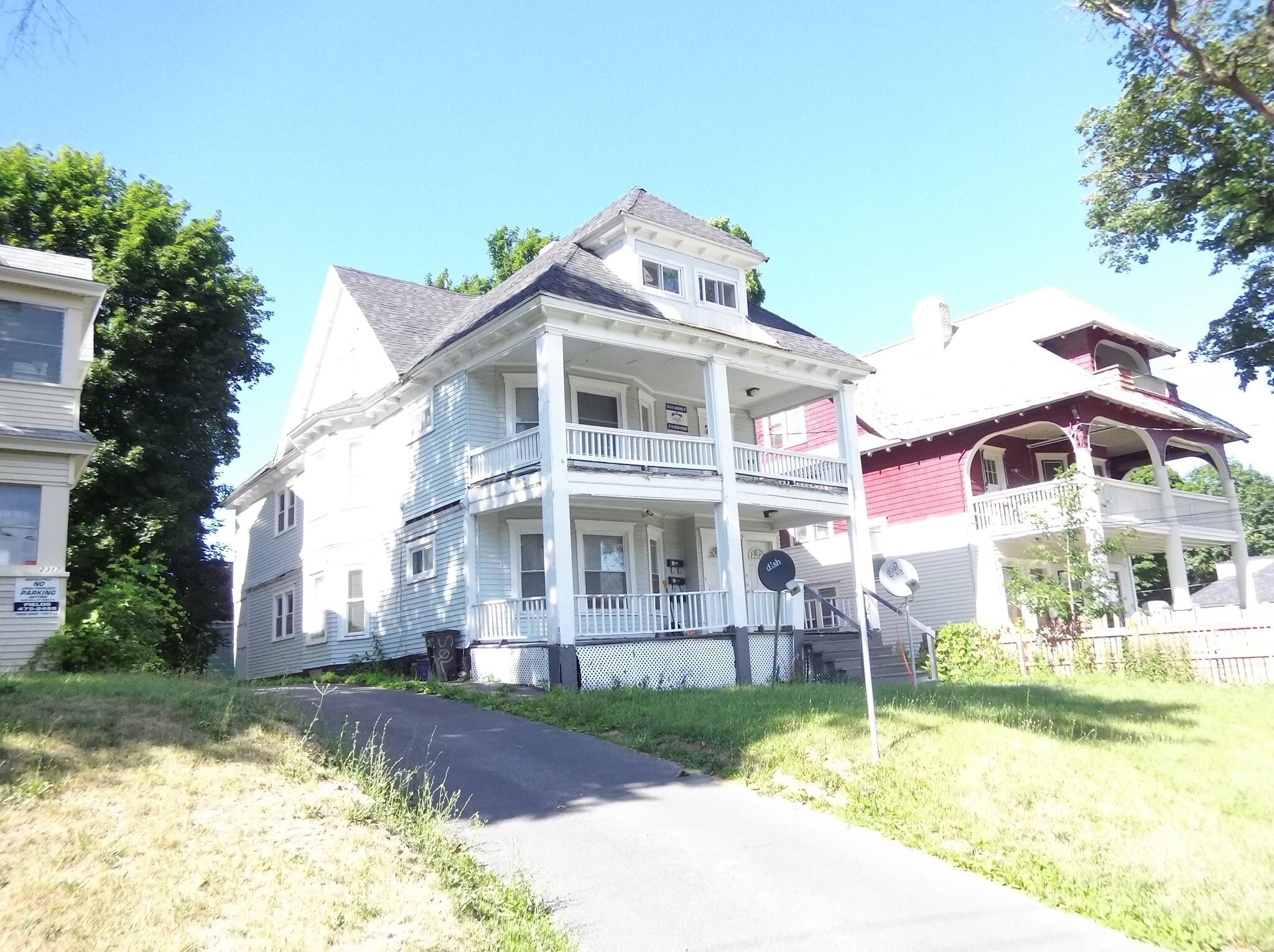 Building Photo - 2319 E Genesee St