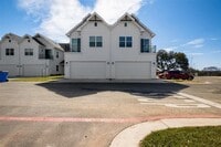 Building Photo - 267 Lourdes Ct