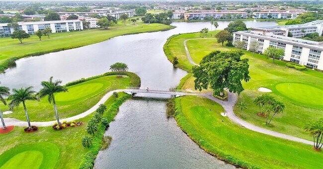 Building Photo - 3201 Portofino Point